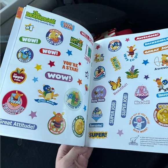 The Backyardigans Activity Book - Picture 4 of 4